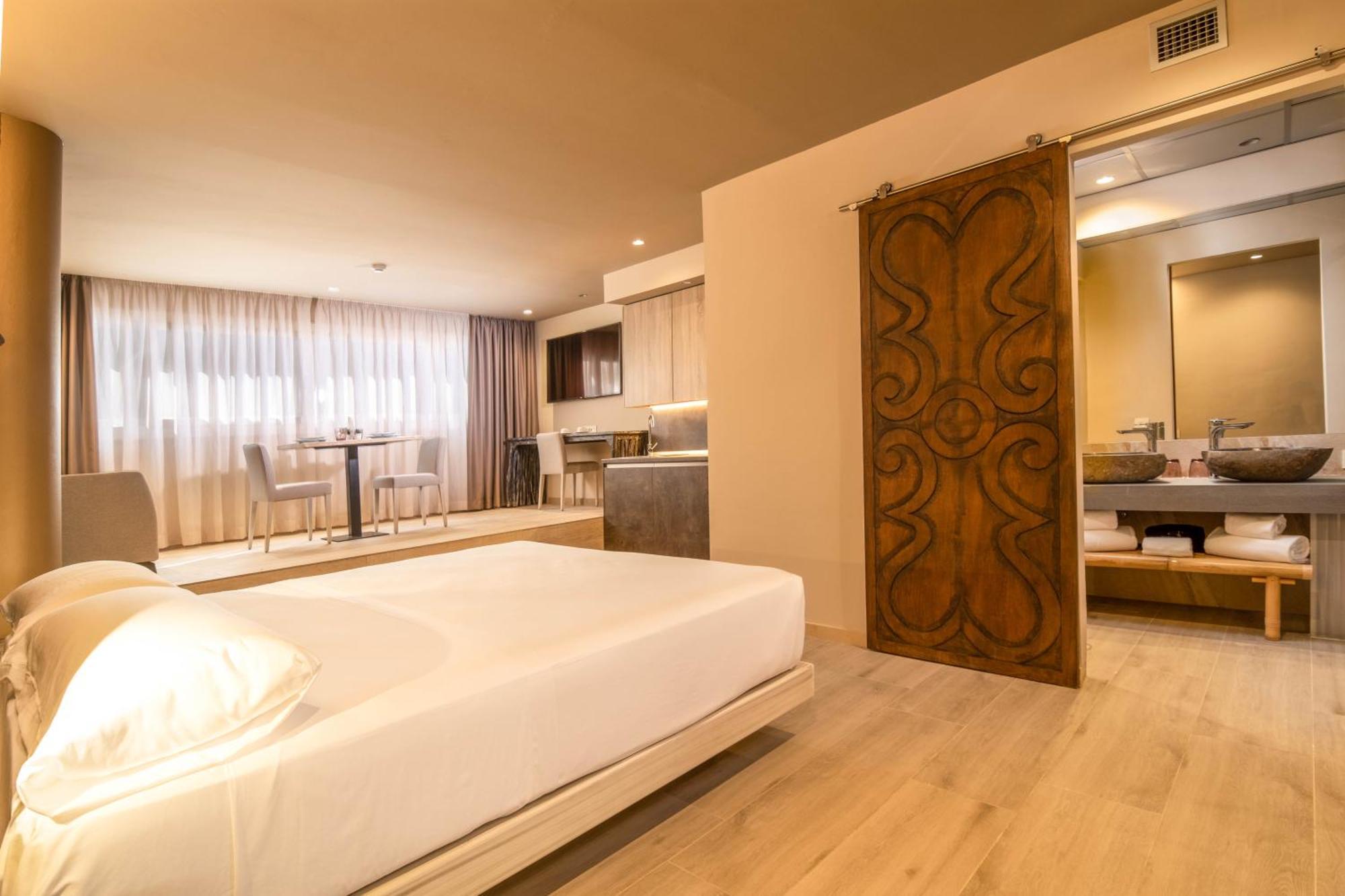 Cadiz Bahia By Qhotels 外观 照片